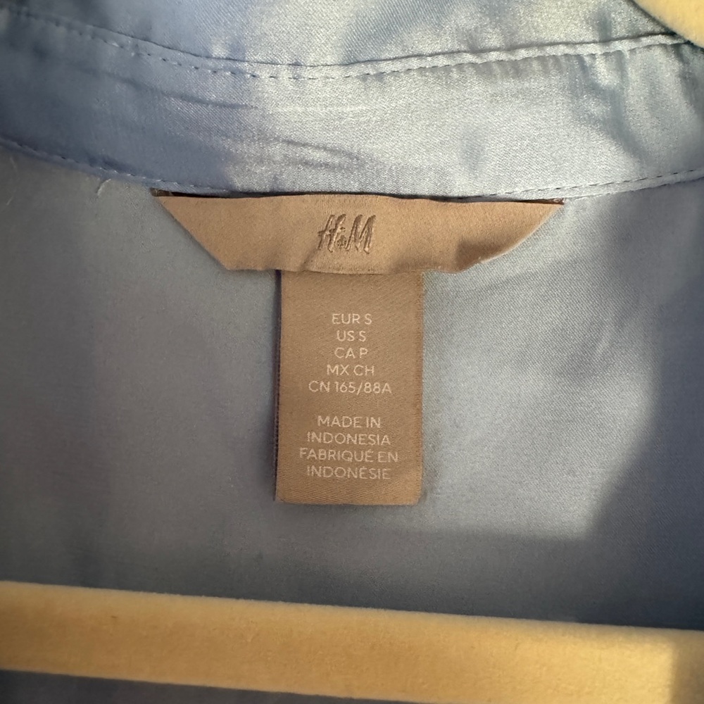 SILK BLOUSE - Picture 3 of 3